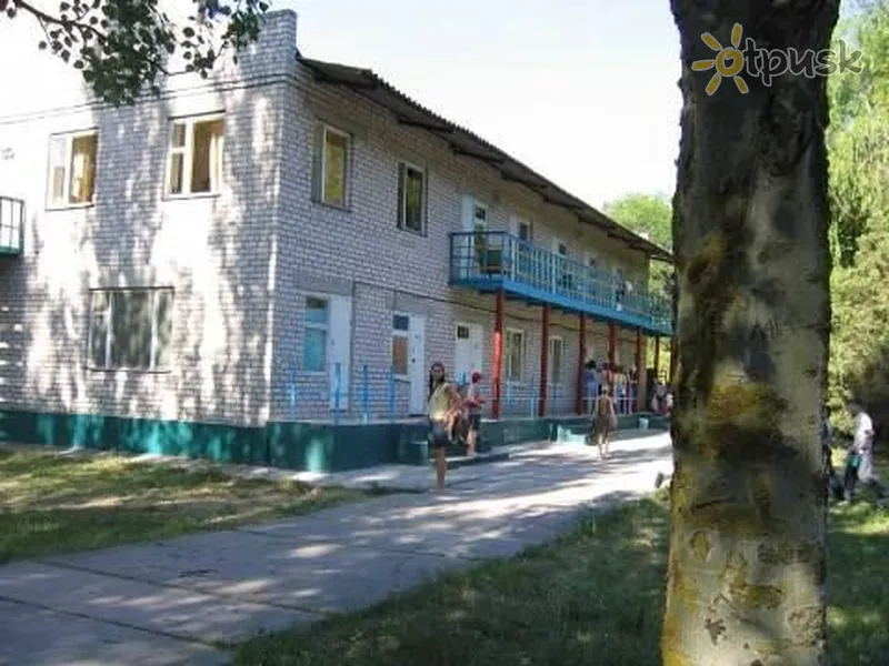 Фото отеля Дитячий табір Івушка 1* Арабатська стрілка Україна екстер'єр та басейни