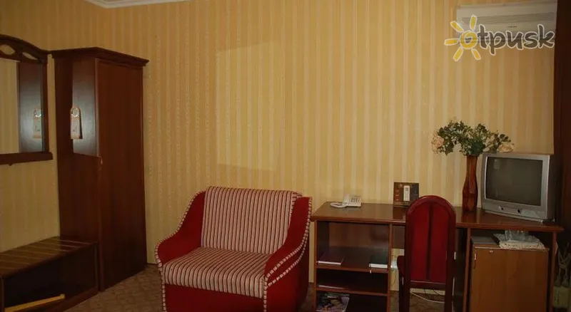 Фото отеля Любе Плюс 3* Chmelnickis Ukraina kambariai