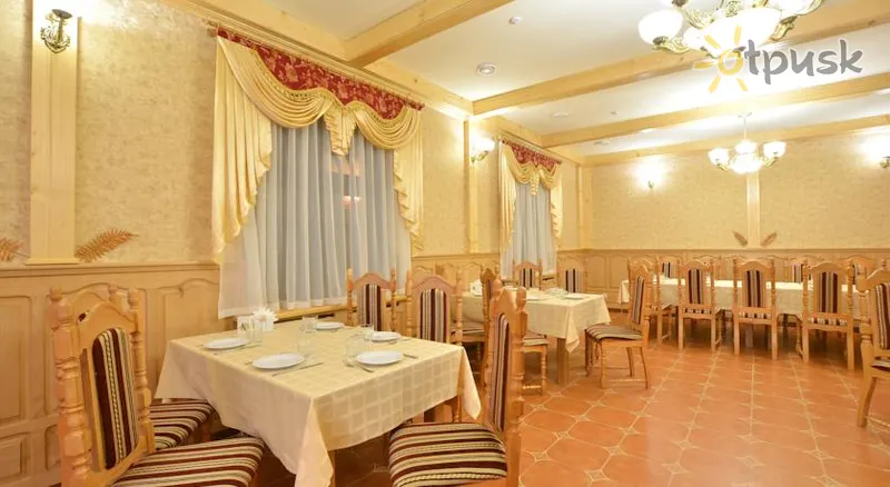 Фото отеля Family 2* Slavsko Ukraina - Karpati bāri un restorāni