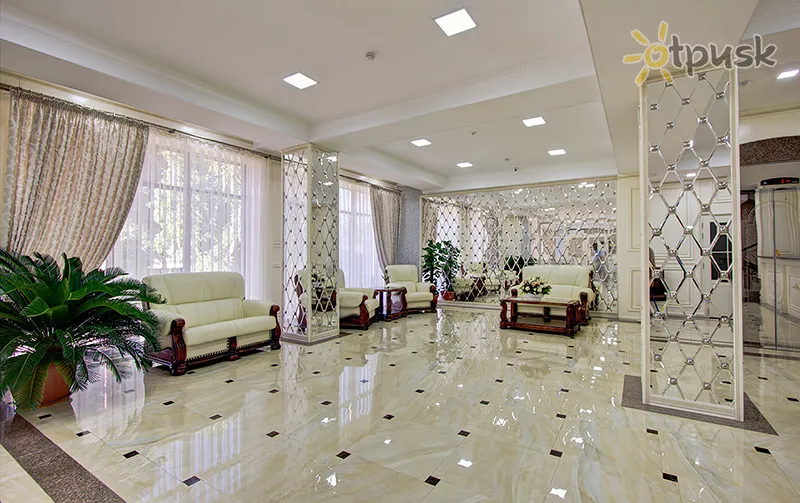 Фото отеля Discovery Hotel 4* Biškekas Kirgizija fojė ir interjeras