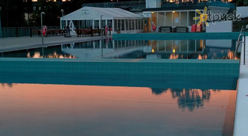 Фото отеля Vanadis Hotell & Bad 2* Стокгольм Швеция экстерьер и бассейны