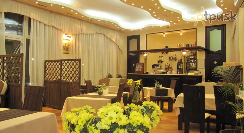Фото отеля Уютный 3* Одесса Украина бары и рестораны