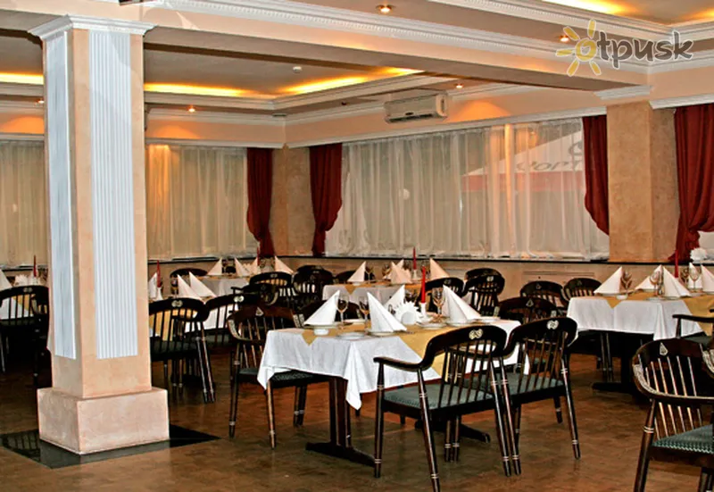 Фото отеля Хортица 3* Zaporožje Ukraina bāri un restorāni