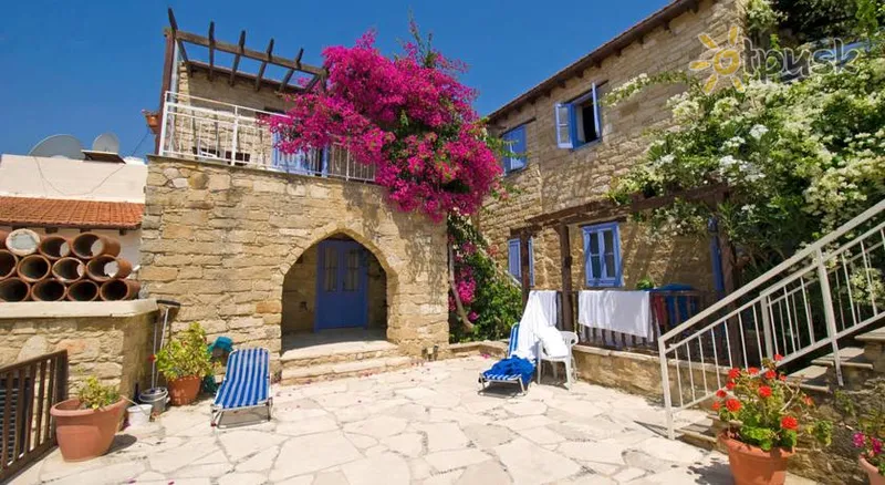 Фото отеля Cyprus Villages Traditional Houses 3* Limasolis Kipras išorė ir baseinai