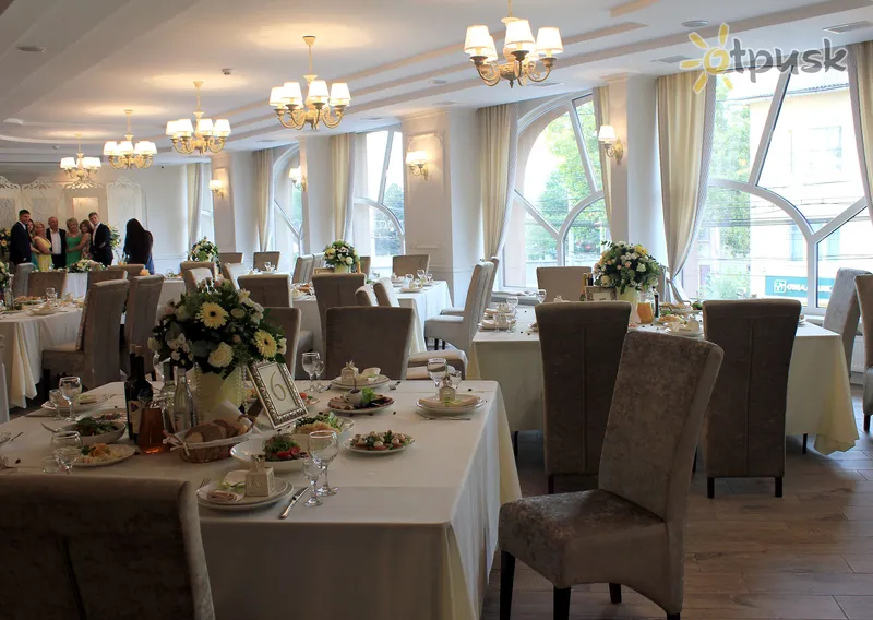 Фото отеля Avalon Palace 3* Ternopilis Ukraina barai ir restoranai