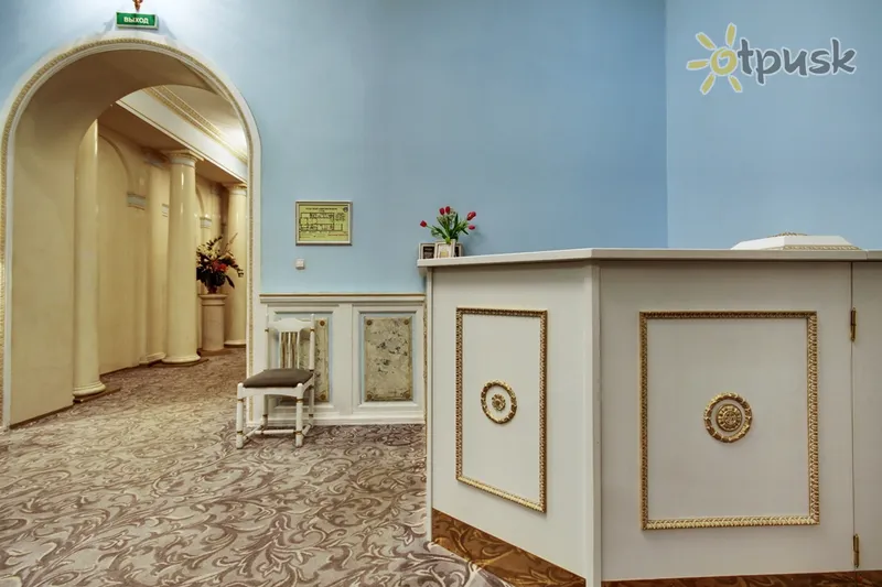 Фото отеля История на Английской Набережной 2* Sanktpēterburga Krievija vestibils un interjers
