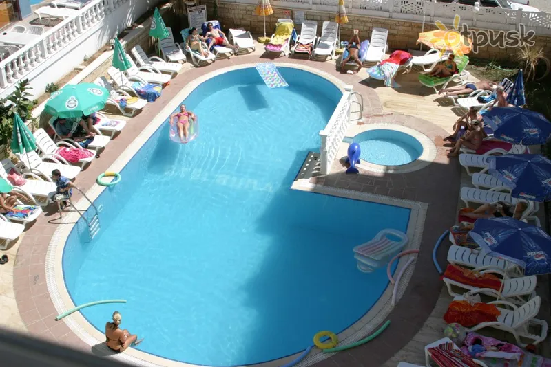 Фото отеля Burak Hotel 3* Дідім Туреччина екстер'єр та басейни