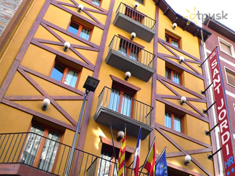 Фото отеля Sant Jordi 2* Andora La Velja Andora išorė ir baseinai