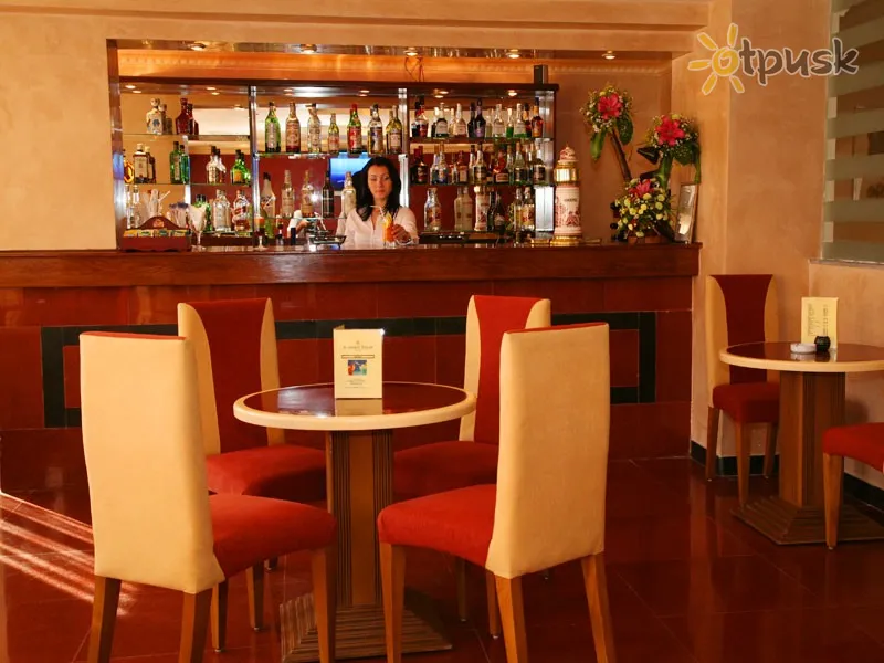Фото отеля Golden Tulip Aqaba 4* Акаба Йорданія бари та ресторани