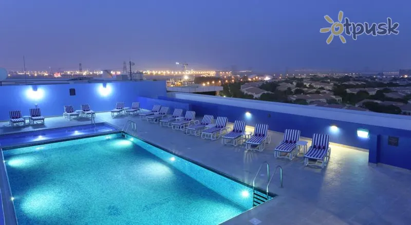 Фото отеля Premier Inn Dubai Investments Park 3* Dubaija AAE ārpuse un baseini