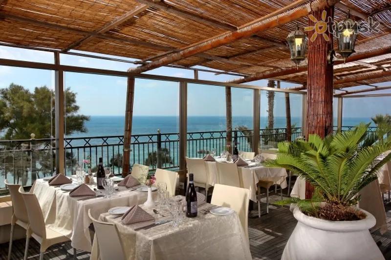 Фото отеля The Seasons On The Sea 5* Netanija Izraelis barai ir restoranai