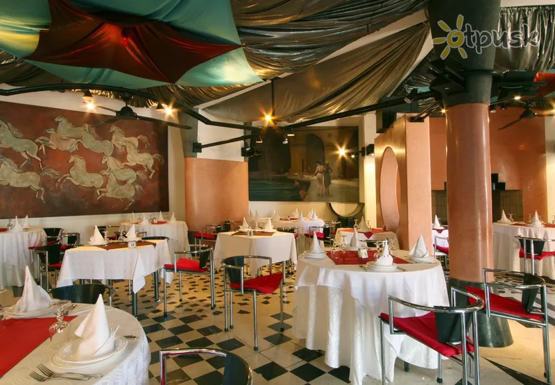 Фото отеля Caribbean Village Agador & El Pueblo Tamlelt 3* Агадір Марокко бари та ресторани