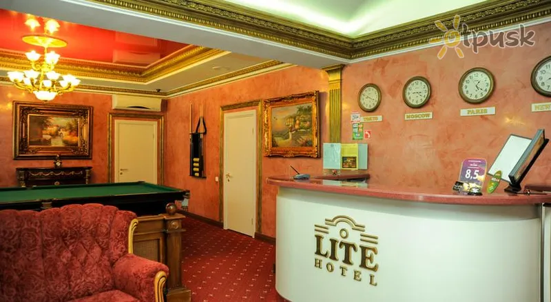 Фото отеля Lite Hotel 3* Волгоград росія лобі та інтер'єр