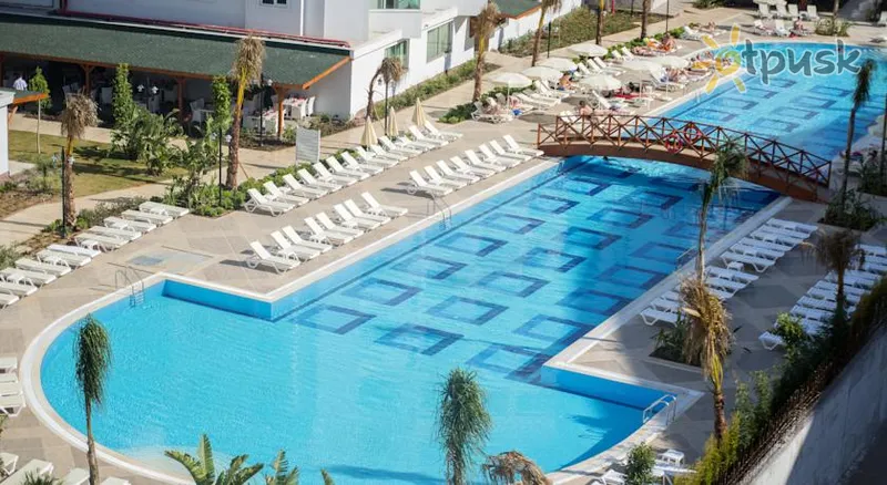 Фото отеля Lara Family Club 4* Анталія Туреччина екстер'єр та басейни