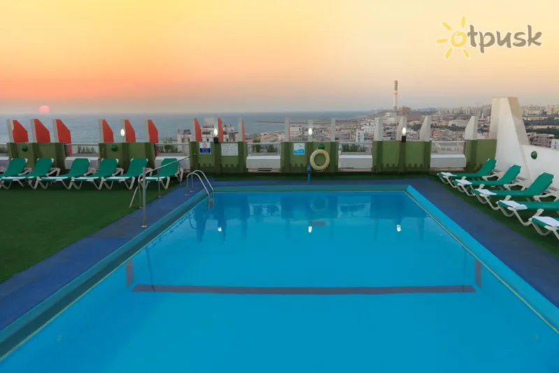Фото отеля Grand Beach Hotel 4* Тель-Авив Израиль экстерьер и бассейны