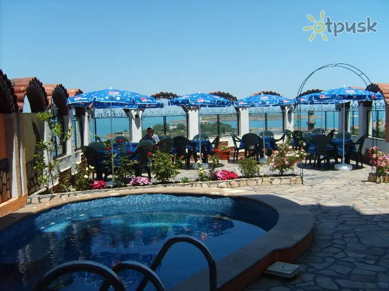 Фото отеля Hetodon Guest House 3* Sozopole Bulgārija ārpuse un baseini