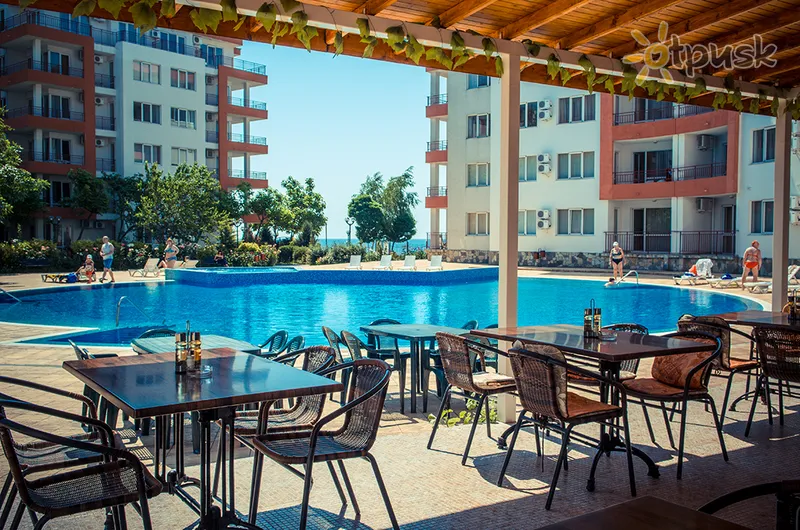 Фото отеля Riviera Fort Beach 3* Ravda Bulgarija barai ir restoranai