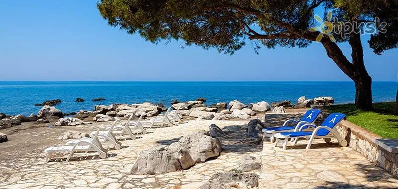 Фото отеля Istrian Villas Plava Laguna 4* Умаг Хорватія пляж