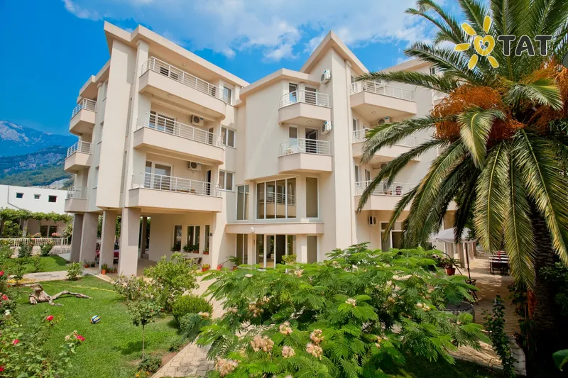 Фото отеля Residence Bella 3* Будва Чорногорія екстер'єр та басейни