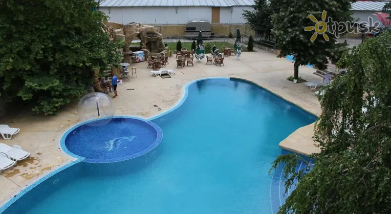 Фото отеля Добруджа 3* Кранєво Болгарія екстер'єр та басейни
