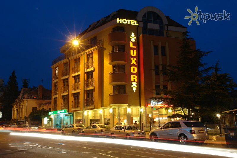 Фото отеля Луксор Отель 3* Бургас Болгария экстерьер и бассейны