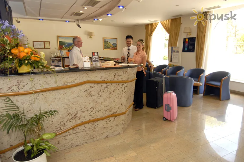 Фото отеля Komodor Hotel 3* Dubrovnika Horvātija vestibils un interjers