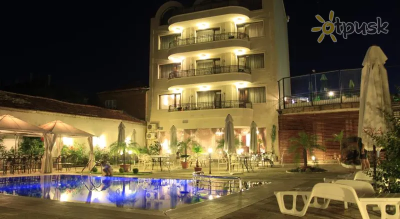 Фото отеля Palazzo Byala Hotel 3* Бяла Болгария экстерьер и бассейны
