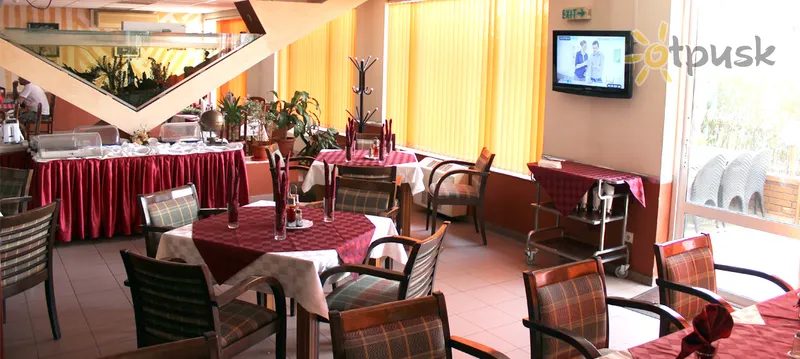 Фото отеля Родопи 3* Plovdiva Bulgārija bāri un restorāni