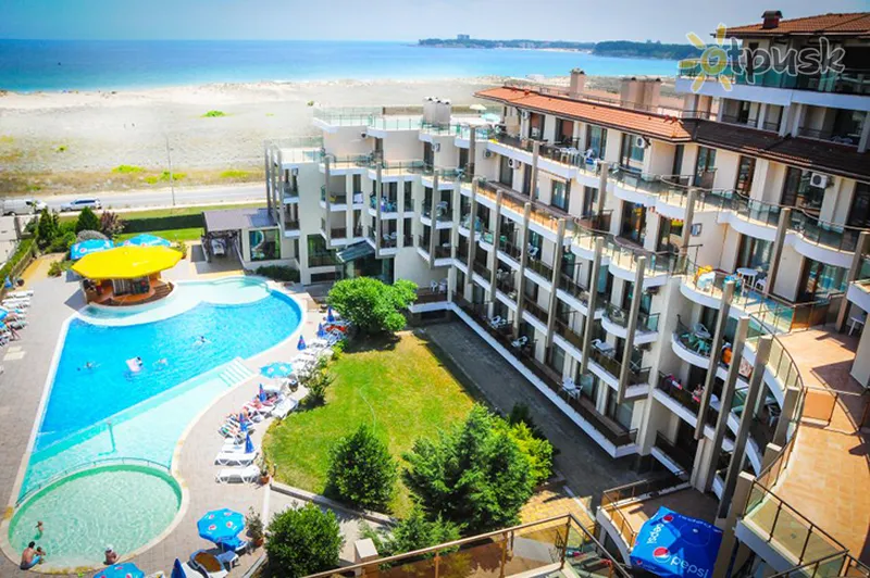 Фото отеля Prestige City II Aparthotel & Spa 4* Primorsko Bulgārija ārpuse un baseini