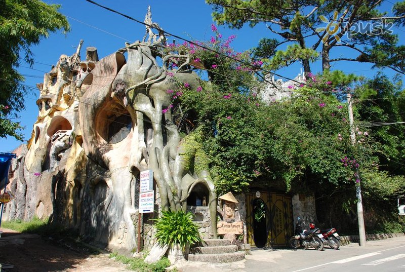 Фото отеля Crazy House 2* Далат Вьетнам экстерьер и бассейны
