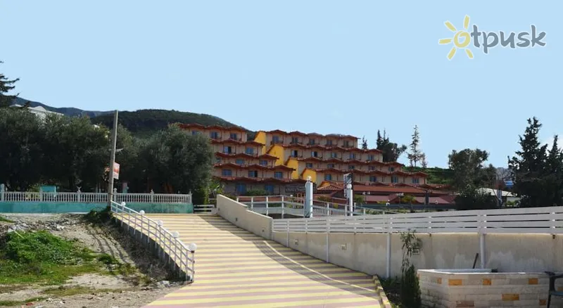 Фото отеля Olympia Touristic Village 3* Влера Албания экстерьер и бассейны