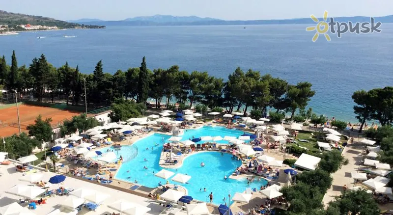 Фото отеля Bluesun Hotel Neptun 3* Tucepi Kroatija išorė ir baseinai