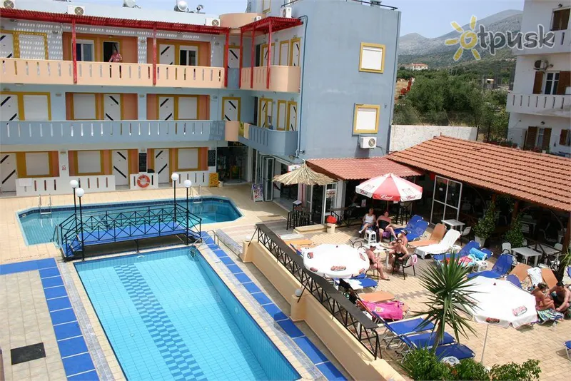 Фото отеля Happy Days Studios 3* о. Крит – Іракліон Греція екстер'єр та басейни