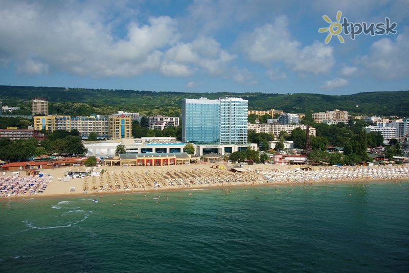 Фото отеля International Hotel Casino & Tower Suites 5* Золотые пески Болгария пляж