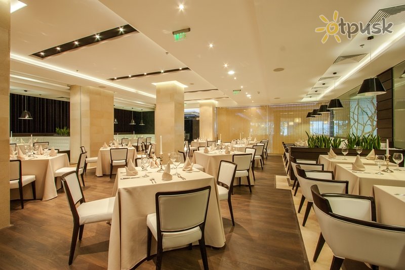 Фото отеля International Hotel Casino & Tower Suites 5* Золотые пески Болгария бары и рестораны