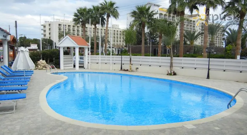 Фото отеля Tsialis Hotel Apartments 3* Ларнака Кіпр екстер'єр та басейни