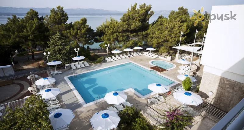 Фото отеля Bluesun Hotel Borak 4* о. Брач Хорватія екстер'єр та басейни