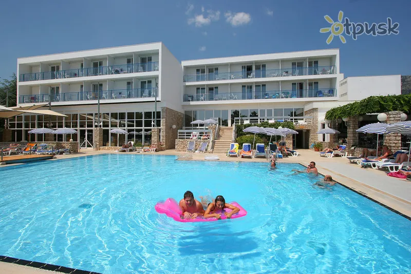 Фото отеля Bluesun Hotel Borak 4* о. Брач Хорватія екстер'єр та басейни
