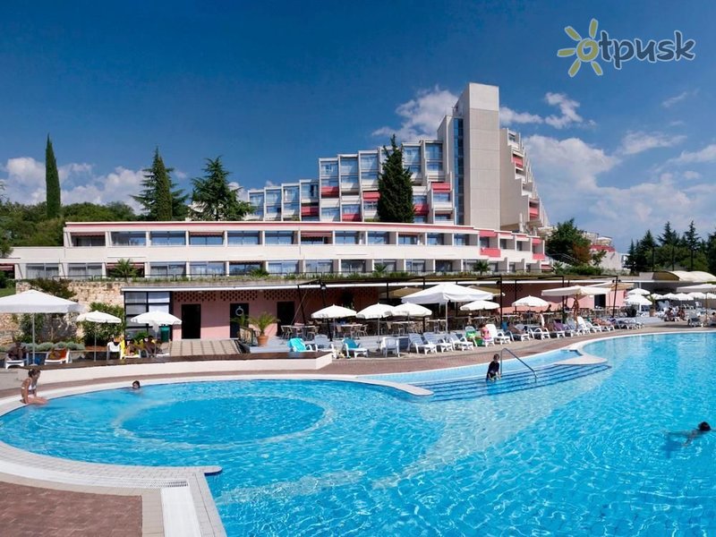 Фото отеля Rubin Sunny Hotel by Valamar 3* Пореч Хорватия экстерьер и бассейны