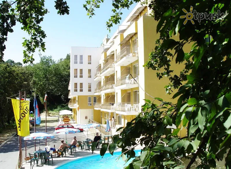 Фото отеля Золотий Ріг 3* Золоті піски Болгарія екстер'єр та басейни