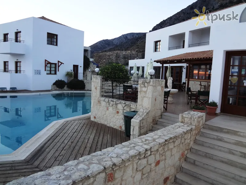 Фото отеля Amazones Village Suites 4* о. Крит – Іракліон Греція екстер'єр та басейни