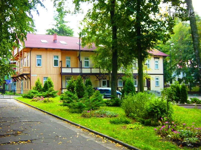 Фото отеля Гостевой дом Корвет 2* Svetlogorska Krievija ārpuse un baseini