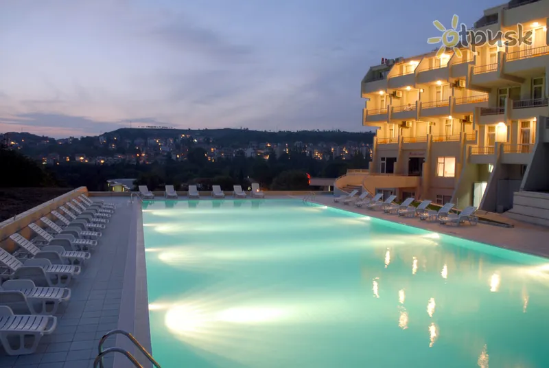 Фото отеля Panorama Spa & Wellness Hotel 3* Sandanski Bulgarija išorė ir baseinai