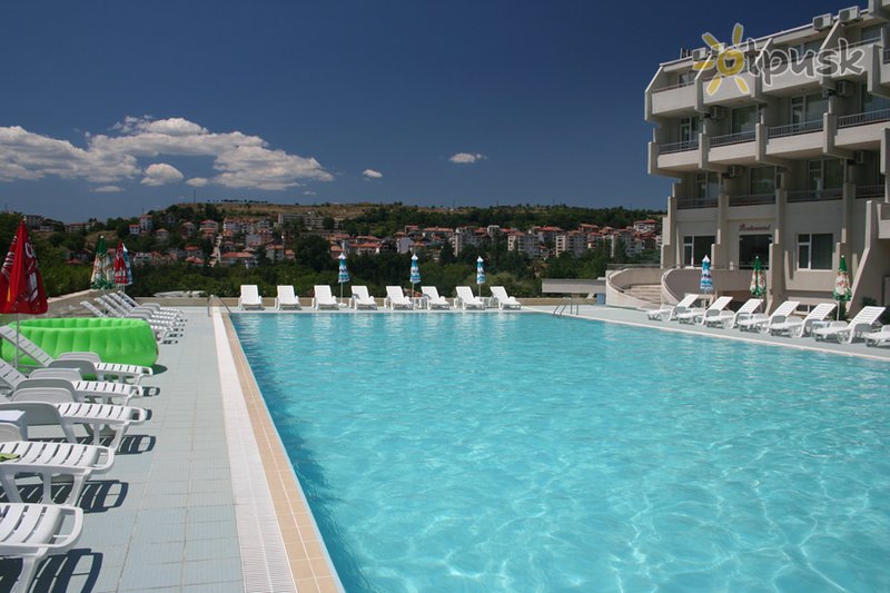 Фото отеля Panorama Spa & Wellness Hotel 3* Сандански Болгария экстерьер и бассейны