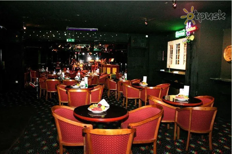 Фото отеля Ramee Guestline Deira Hotel 2* Дубай ОАЕ бари та ресторани