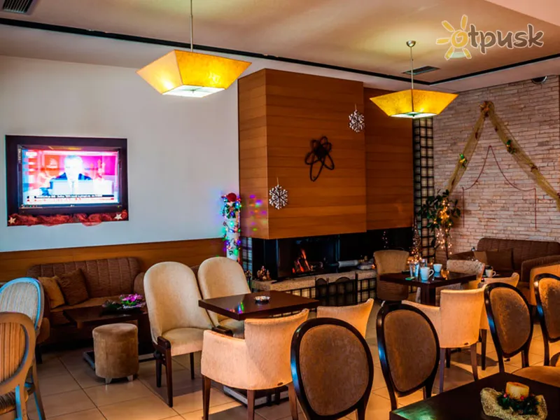 Фото отеля Filippion Hotel 2* Kavala Grieķija bāri un restorāni