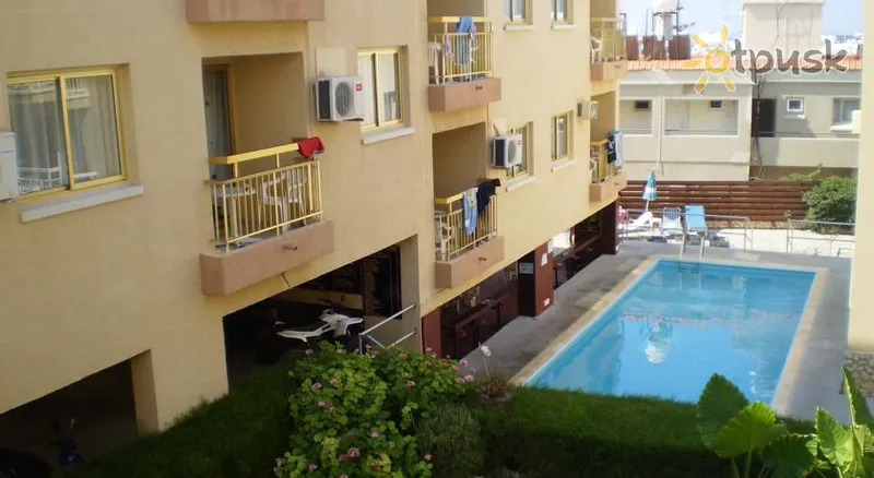 Фото отеля Barbara Tourist Apartments 3* Aija Napa Kipra ārpuse un baseini