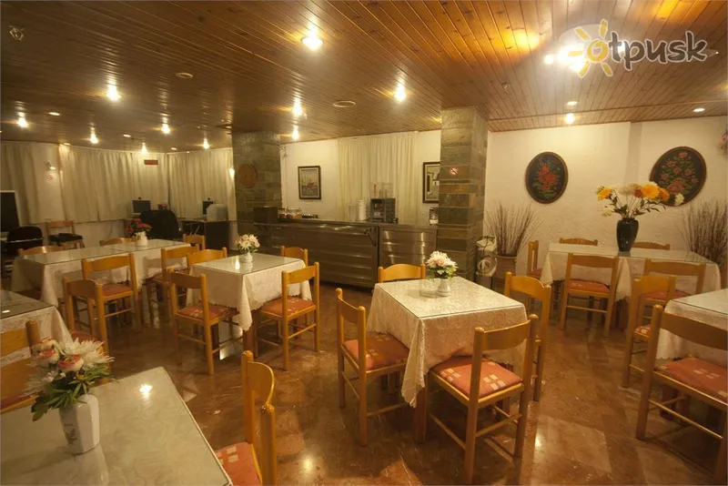 Фото отеля Nikos Hotel 2* par. Krēta - Herakliona Grieķija bāri un restorāni