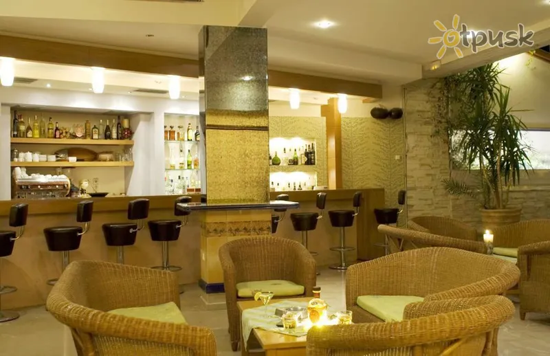 Фото отеля Esperia Hotel 3* Peloponēsa Grieķija bāri un restorāni