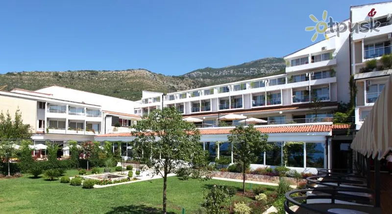 Фото отеля Palas Hotel 4* Петровац Чорногорія екстер'єр та басейни